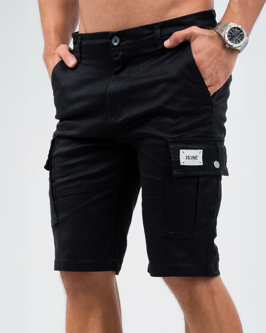 MEN’S BLACK CARGO SHORTS