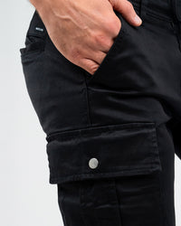 MEN’S BLACK CARGO SHORTS