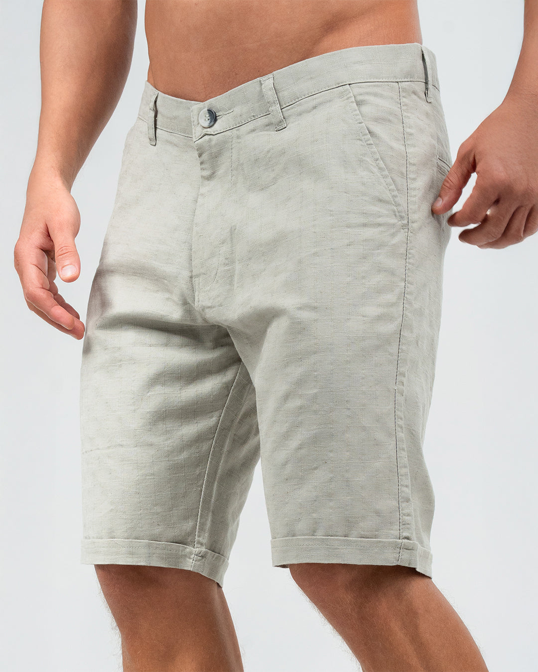 MEN’S LIGHT GREY LINEN SHORTS
