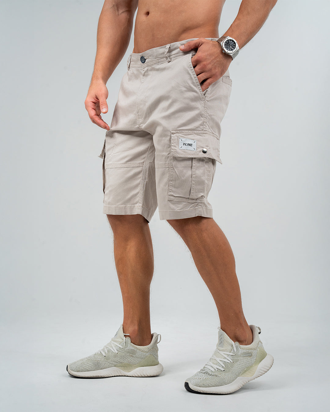 MEN’S BEIGE CARGO SHORTS