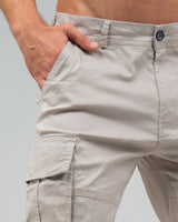 MEN’S BEIGE CARGO SHORTS
