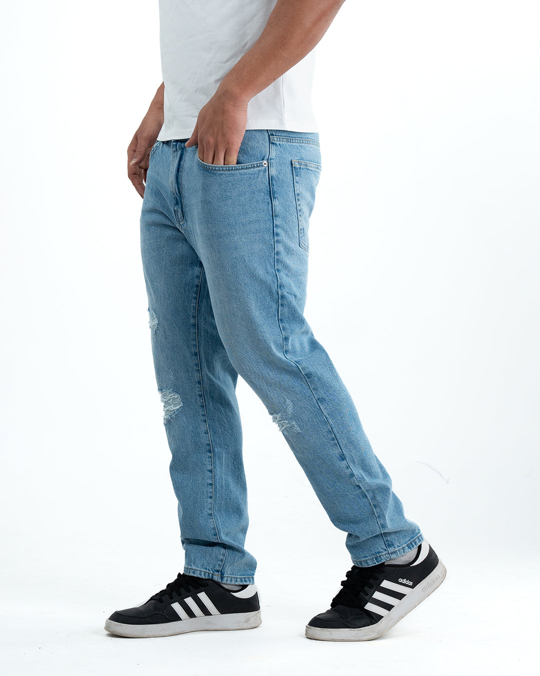 Signature Refined Fit Denim Jeans – Light Blue