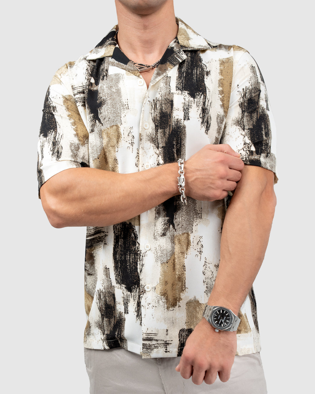 Men’s Abstract Print Cuban Collar Shirt in Beige & Black
