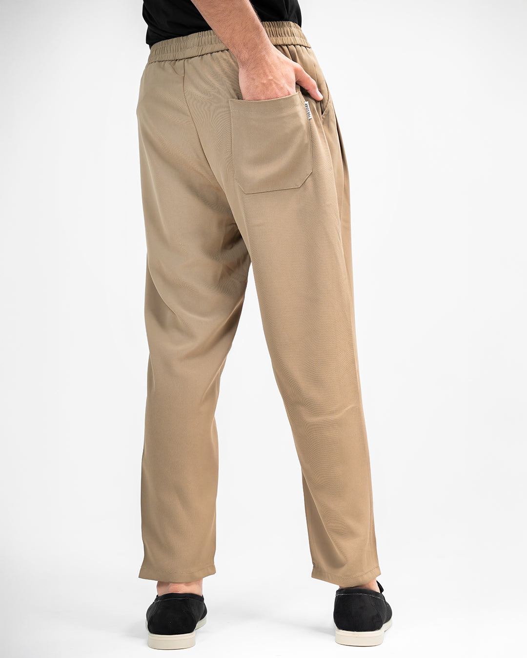 MEN’S BEIGE RELAXED-FIT JOGGER PANTS