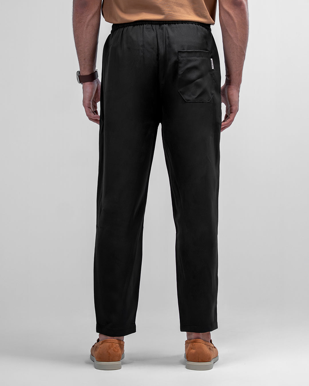 MEN’S BLACK RELAXED-FIT JOGGER PANTS