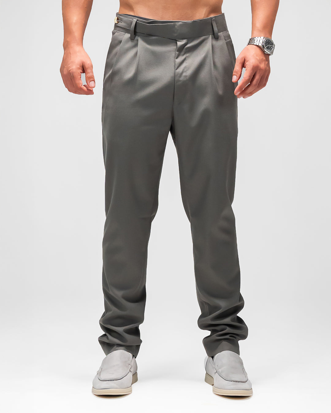 MEN’S SLIM-FIT GREY PLEATED TROUSERS