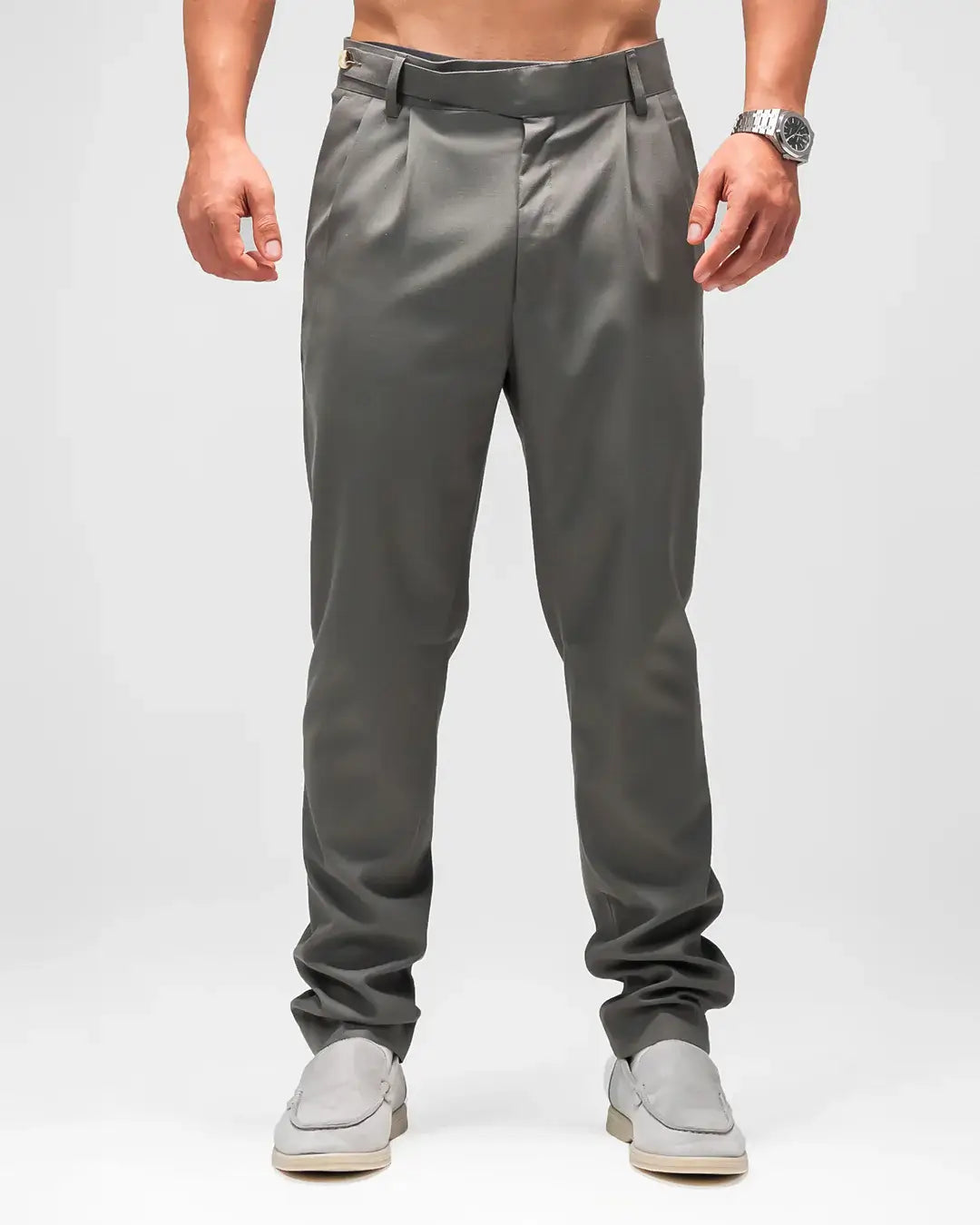 MEN’S SLIM-FIT GREY PLEATED TROUSERS