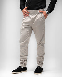 MEN’S SLIM-FIT BEIGE PLEATED TROUSERS