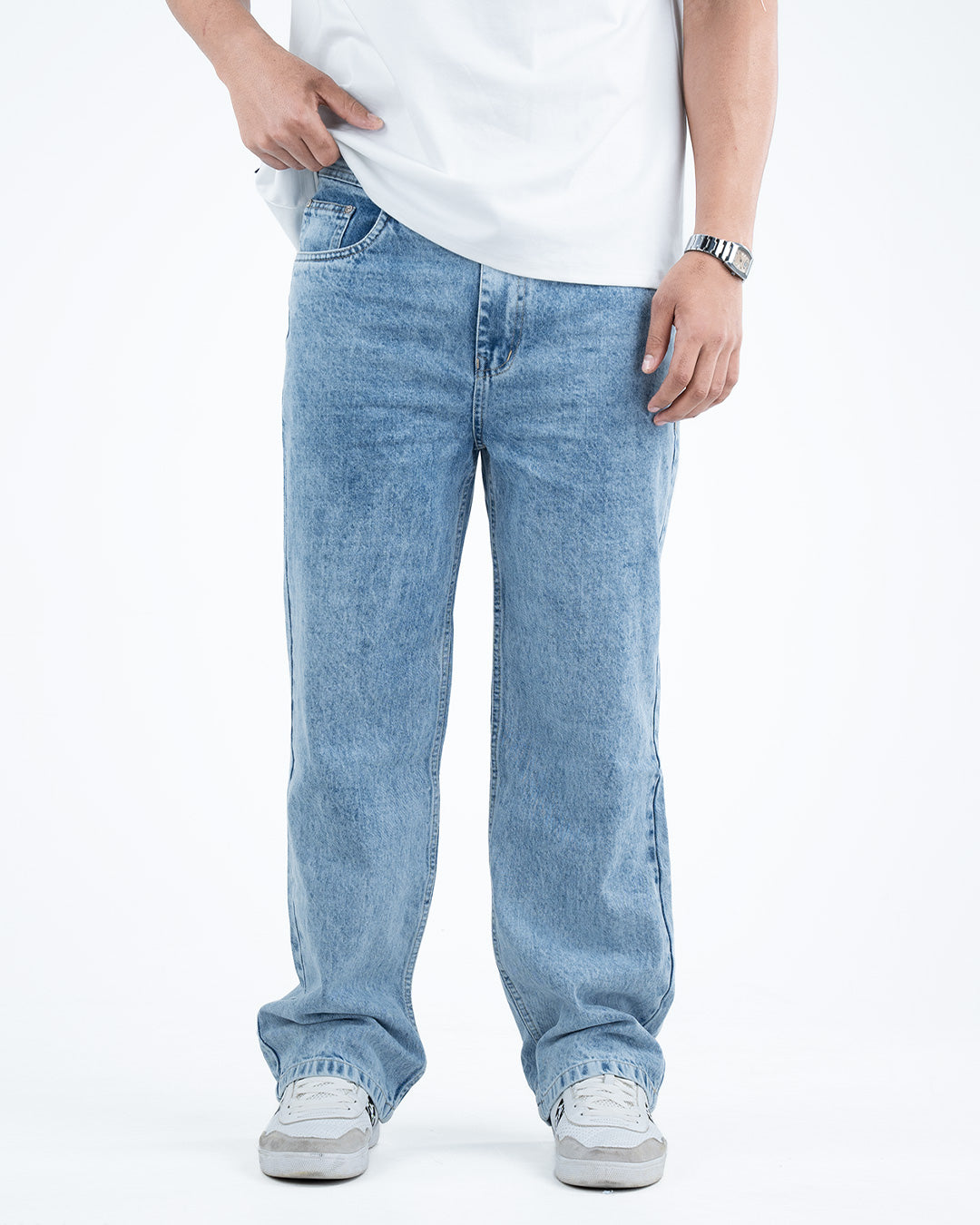 Men’s Relaxed-Fit Washed Denim Jeans - Light Blue