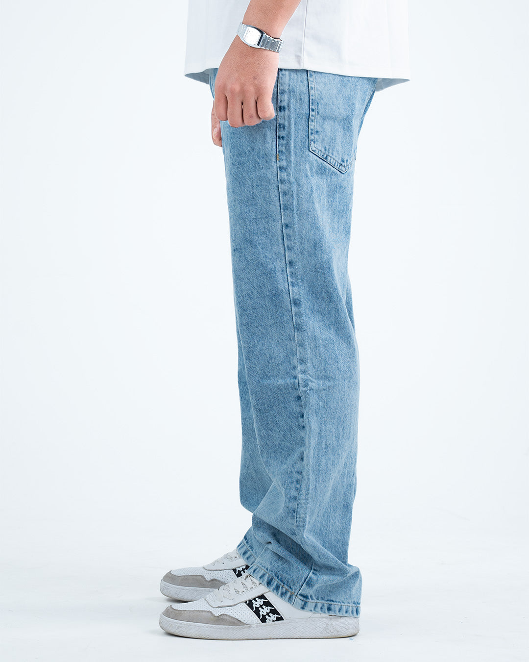 Men’s Relaxed-Fit Washed Denim Jeans - Light Blue