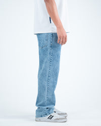 Men’s Relaxed-Fit Washed Denim Jeans - Light Blue