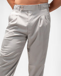 MEN’S LIGHT GREY SLIM-FIT PLEATED TROUSERS