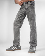 MEN’S GREY STRAIGHT-LEG JEANS