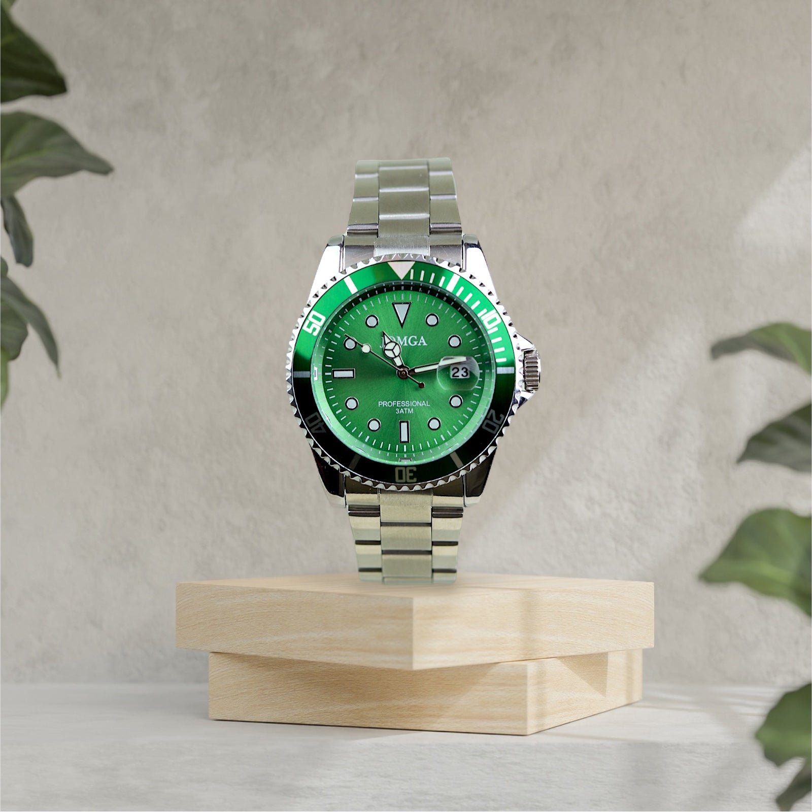 Men's Luminous Watch Quartz Rotatable Bezel Sapphire Glass Watch