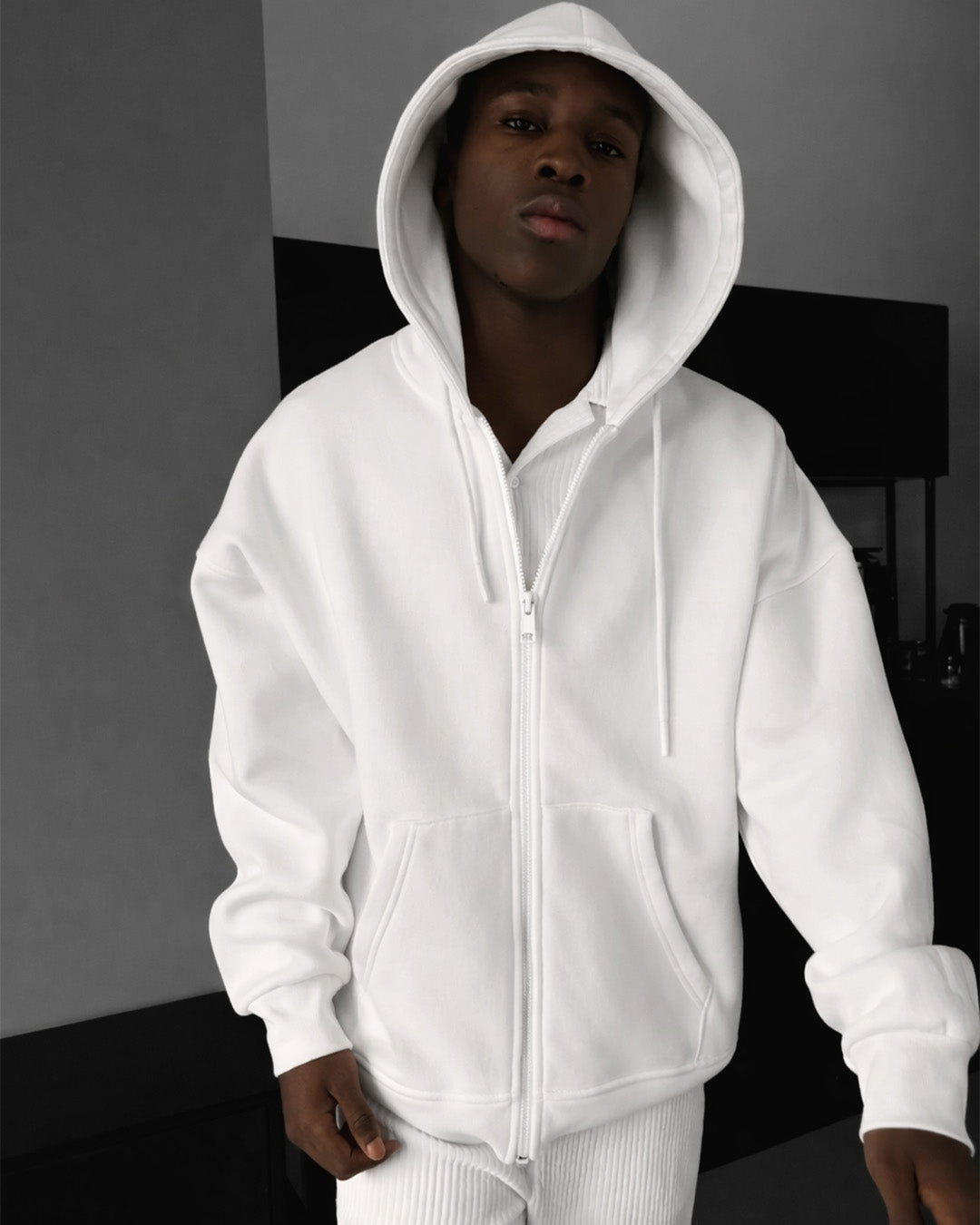 BASIC PLAIN ZIPPER HOODIE UNISEX - WHITE