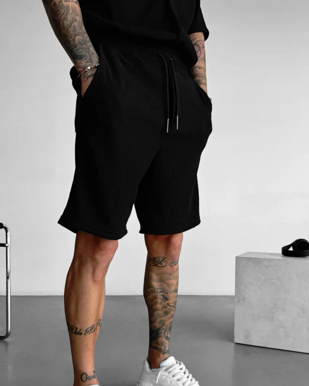 LOOSE FIT RIBBED SHORTS - BLACK