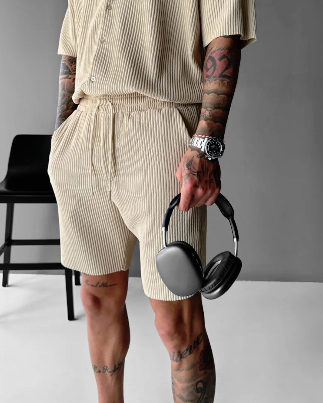 LOOSE FIT RIBBED SHORTS - BEIGE