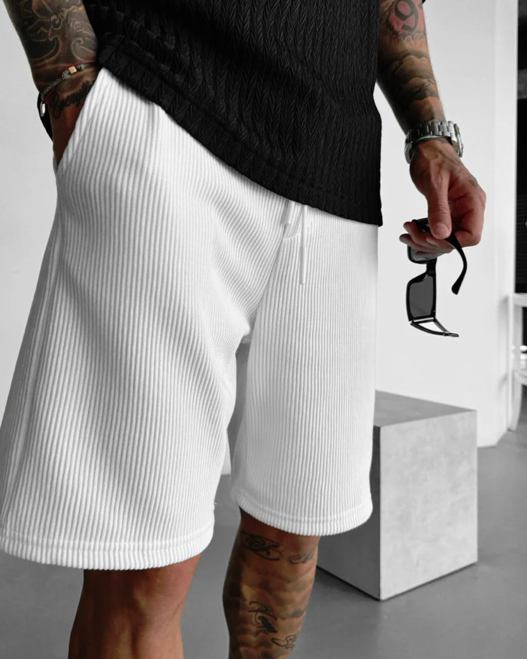 LOOSE FIT RIBBED SHORTS - WHITE