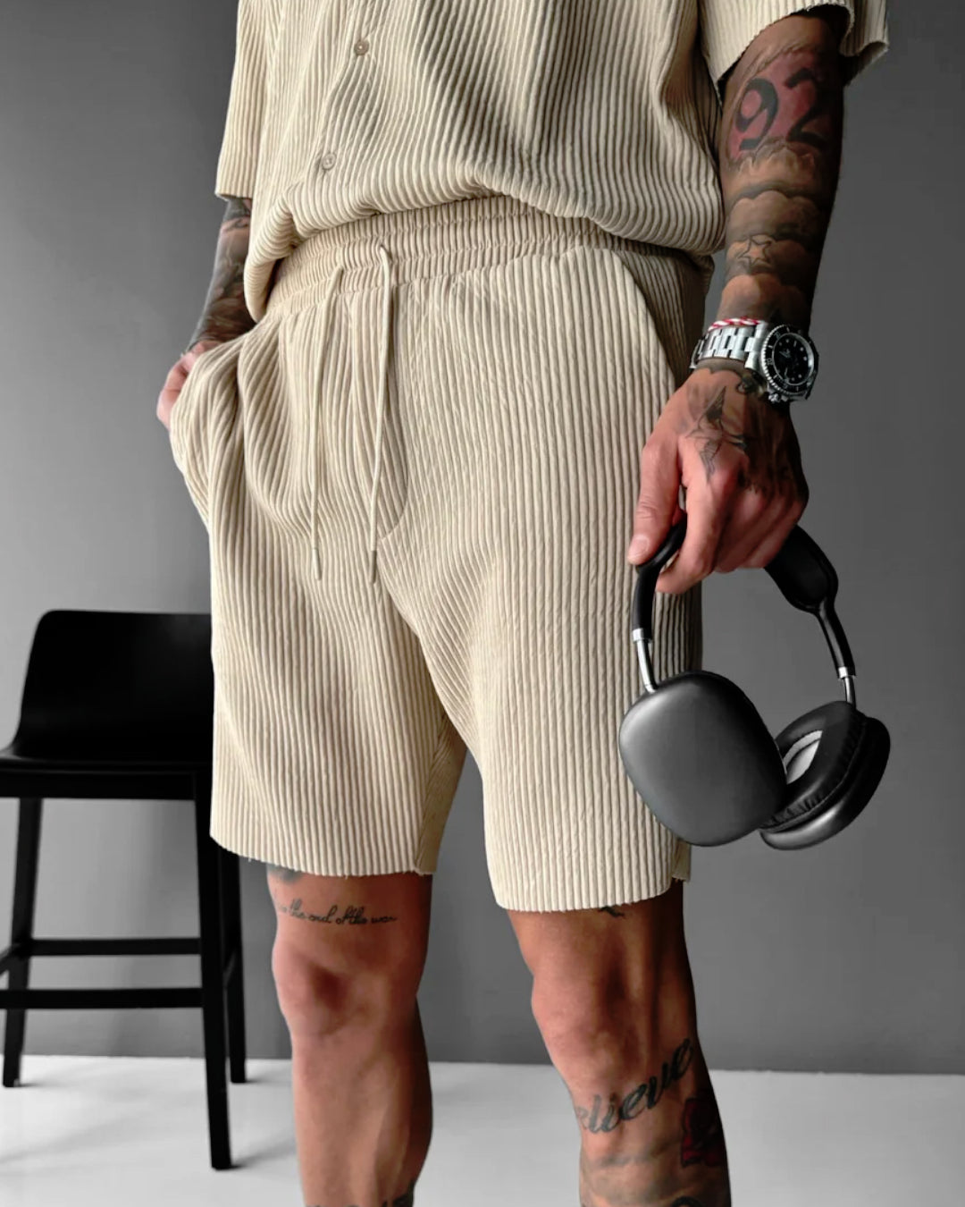 LOOSE FIT RIBBED SHORTS - BEIGE