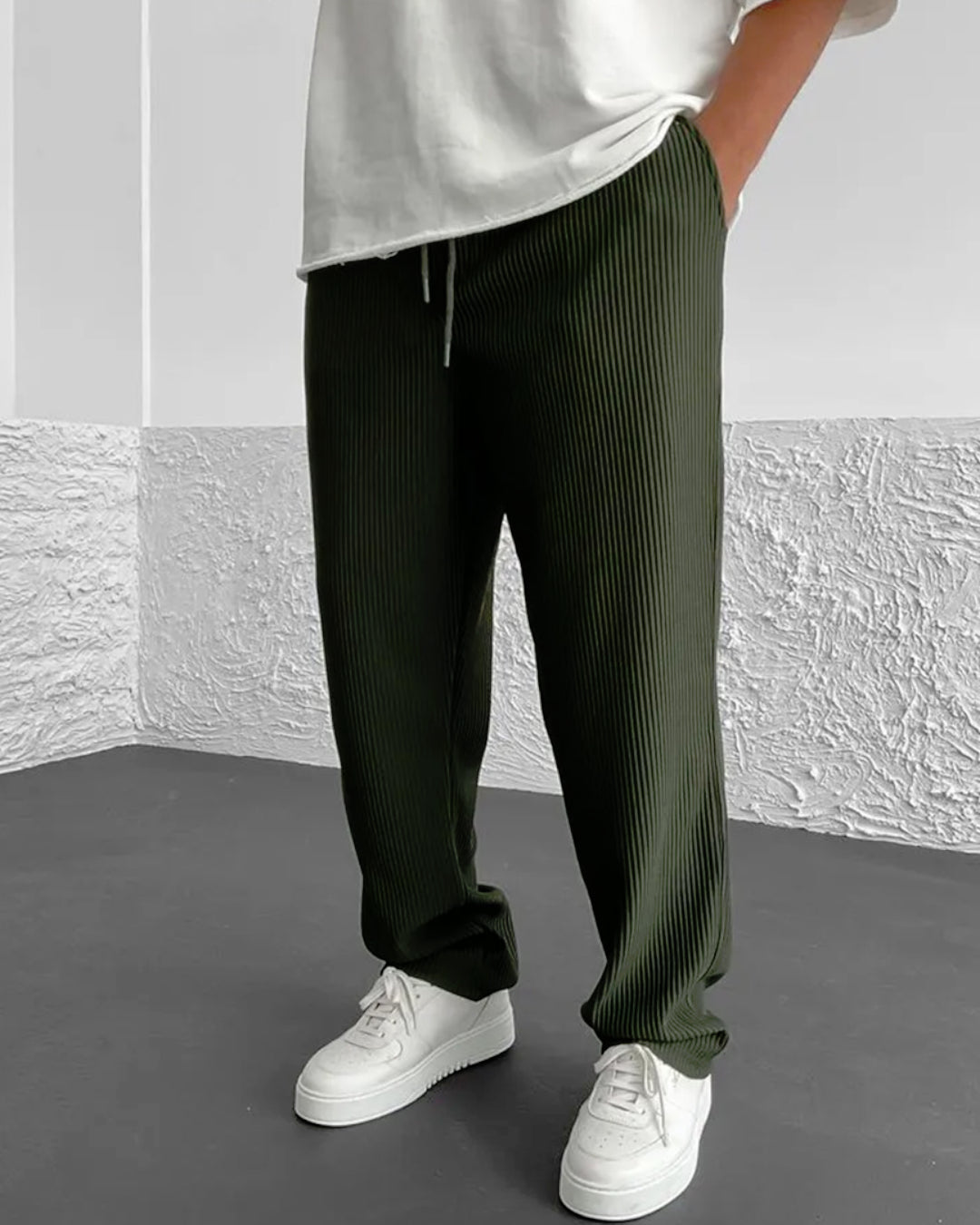 LOOSE FIT RIBBED TROUSER - ARMY GREEN